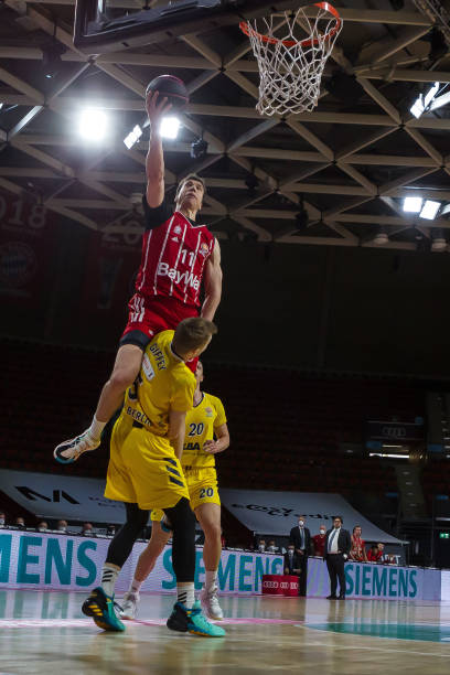 则在进攻端 则在进攻端